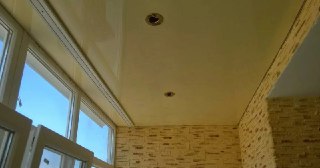 Натяжной потолок на балкон Мыски, цена 6302 руб.